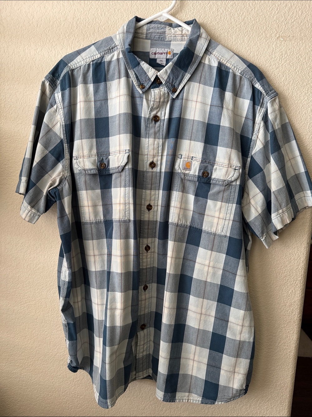 Carhartt Men's Blue and White Plaid Short-Sleeve Button-Down Shirt 2XL